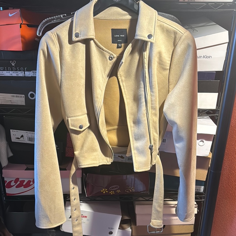 Love Tree Women's Tan Jacket